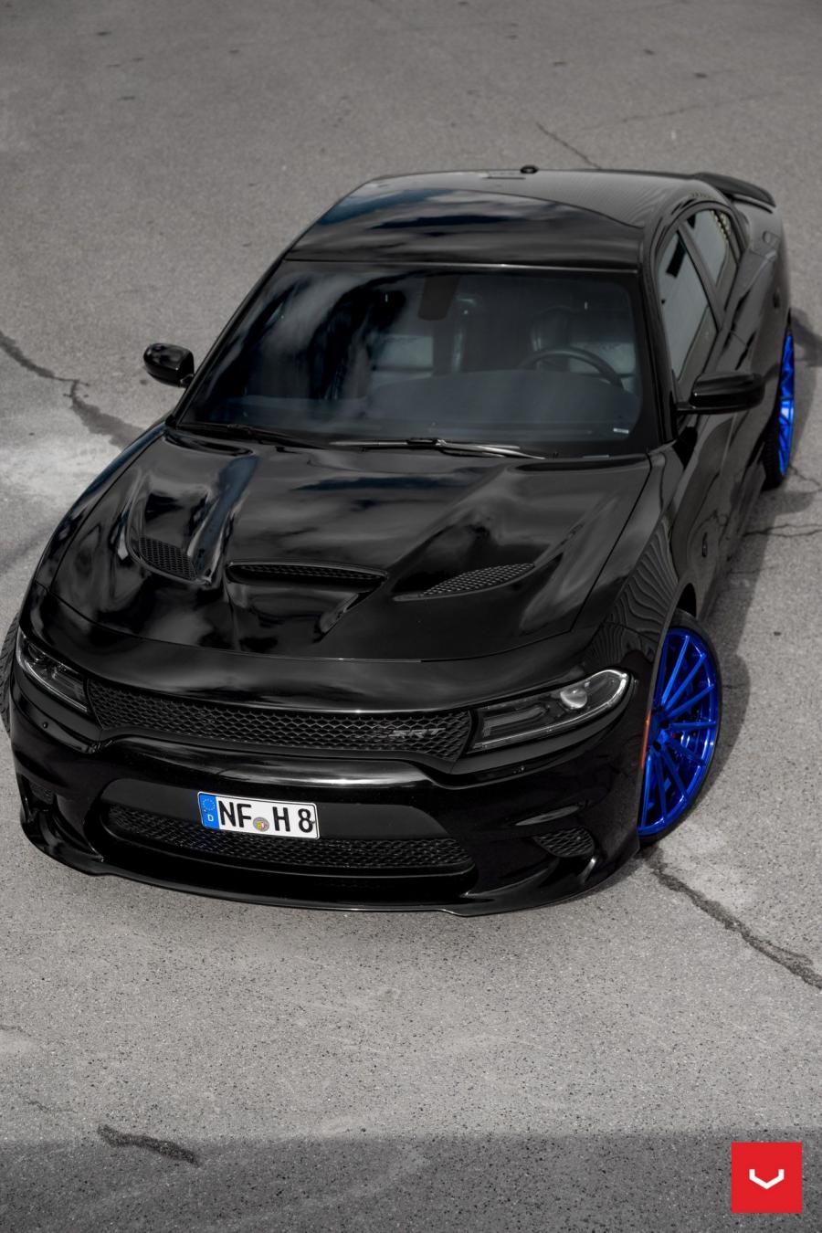 Dodge Charger SRT on Vossen Wheels (VFS2) 2017 года  (фото 17 из 26)